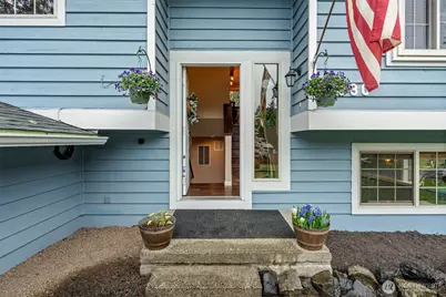 1030 Hillandale Drive E, Port Orchard, WA 98366 - Photo 3