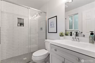 9711 223rd Street SE, Snohomish, WA 98296 - Photo 5