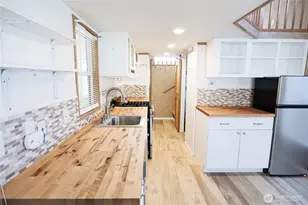 4751 Birch Bay Lynden Rd, Blaine, WA 98230 - Photo 9