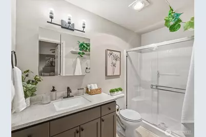 1600 121st Street SE #J104, Everett, WA 98208 - Photo 17