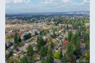 15018 NE 10th Place, Bellevue, WA 98007 - Photo 29
