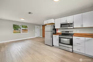 310 W 3rd St, Nooksack, WA 98276 - Photo 13