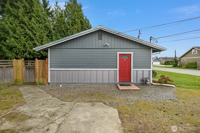 310 W 3rd Street, Nooksack, WA 98276 - Photo 5