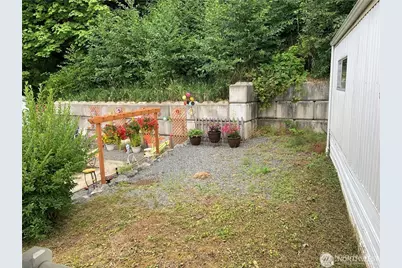 29020 1st Avenue S #17, Des Moines, WA 98198 - Photo 21