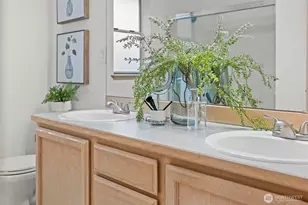 10416 198th Ave Ct E, Bonney Lake, WA 98391 - Photo 19