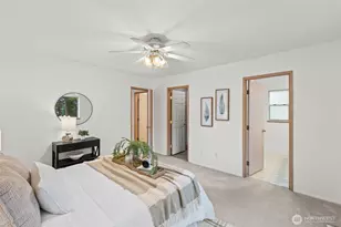 10416 198th Ave Ct E, Bonney Lake, WA 98391 - Photo 17