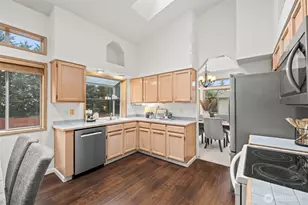 10416 198th Ave Ct E, Bonney Lake, WA 98391 - Photo 9