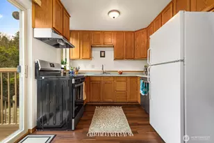 8111 46th Pl W, Mukilteo, WA 98275 - Photo 5