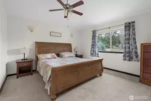 956 Cove View Cir, Oak Harbor, WA 98277 - Photo 17