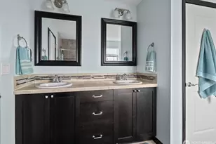 956 Cove View Cir, Oak Harbor, WA 98277 - Photo 19