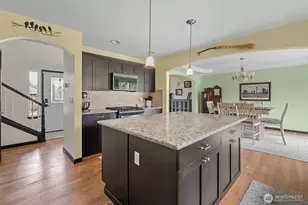 956 Cove View Cir, Oak Harbor, WA 98277 - Photo 7