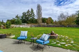 956 Cove View Cir, Oak Harbor, WA 98277 - Photo 31