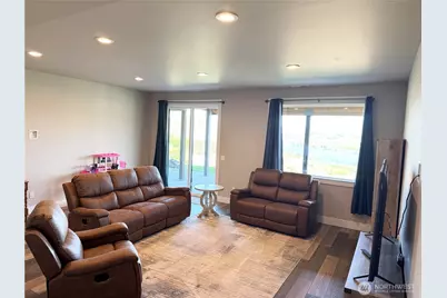 2128 McEldowney Road, Malaga, WA 98828 - Photo 35