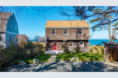 1369 Chatham Lane, Oak Harbor, WA 98277 - Photo 1