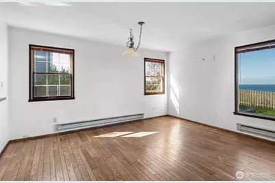 1369 Chatham Lane, Oak Harbor, WA 98277 - Photo 19