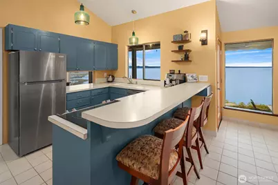 21553 1st Court S, Normandy Park, WA 98198 - Photo 17