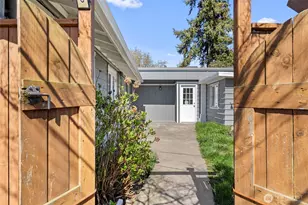 480 SE Ely St, Oak Harbor, WA 98277 - Photo 33