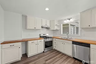 480 SE Ely St, Oak Harbor, WA 98277 - Photo 9