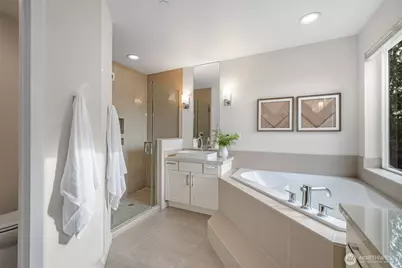 809 206th Avenue NE, Sammamish, WA 98074 - Photo 23