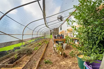 411 E Axton Road, Bellingham, WA 98226 - Photo 35