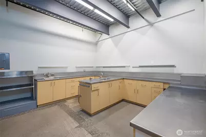 909 Squalicum Way #101, Bellingham, WA 98225 - Photo 11