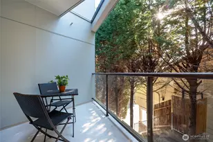 9039 NE Juanita Dr, Kirkland, WA 98034 - Photo 15