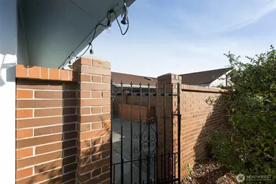 102 Hilltop Drive #B, Sequim, WA 98382 - Photo 3