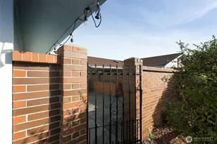 102 Hilltop Dr, Sequim, WA 98382 - Photo 3