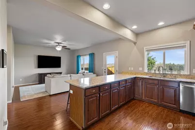 652 Joy Street, Eatonville, WA 98328 - Photo 11