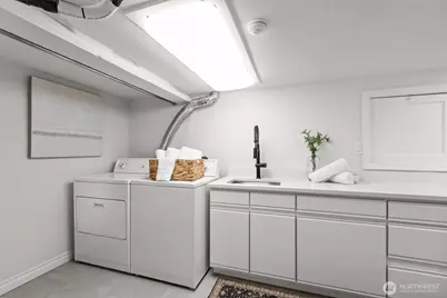 4181 42nd Avenue NE, Seattle, WA 98105 - Photo 33