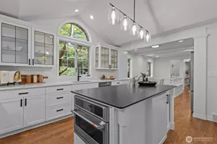 4181 42nd Ave NE, Seattle, WA 98105 - Photo 11