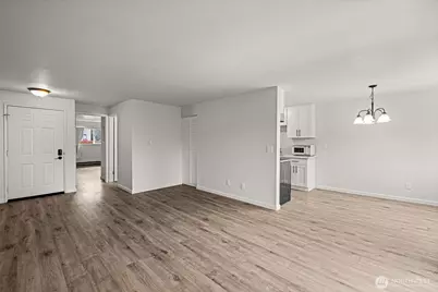 15210 Macadam Road S #D211, Tukwila, WA 98188 - Photo 13