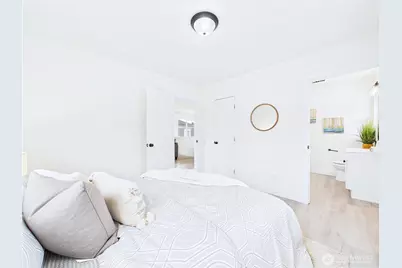 305 Meadow Avenue N, Renton, WA 98057 - Photo 21