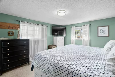 2105 W Stewart, Puyallup, WA 98371 - Photo 17