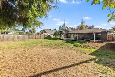 2105 W Stewart, Puyallup, WA 98371 - Photo 39