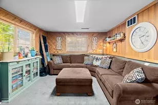 2105 W Stewart, Puyallup, WA 98371 - Photo 23