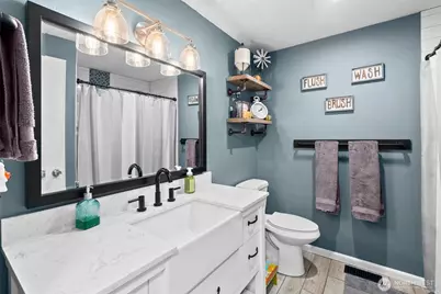 2105 W Stewart, Puyallup, WA 98371 - Photo 15