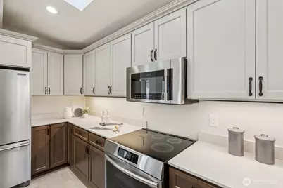 1402 194th Street SE #9, Bothell, WA 98012 - Photo 17