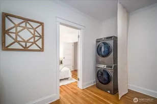 1310 Queen Anne Ave N, Seattle, WA 98109 - Photo 15