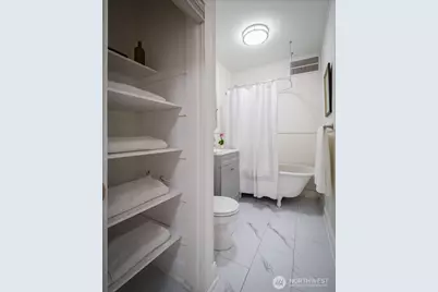 1310 Queen Anne Avenue N #15, Seattle, WA 98109 - Photo 19