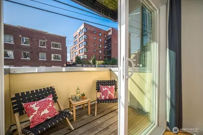 1310 Queen Anne Avenue N #15, Seattle, WA 98109 - Photo 7