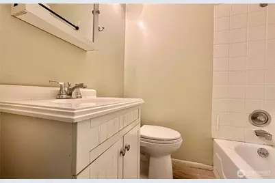 112 Wells Avenue S #114, Renton, WA 98057 - Photo 5