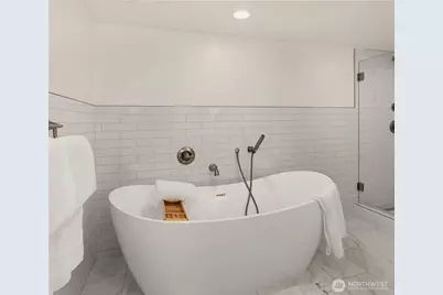 8041 12th Avenue NE, Seattle, WA 98115 - Photo 23