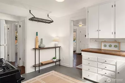 8041 12th Avenue NE, Seattle, WA 98115 - Photo 15