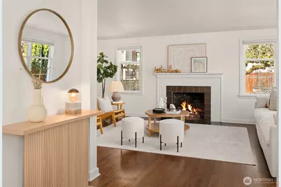 8041 12th Avenue NE, Seattle, WA 98115 - Photo 3