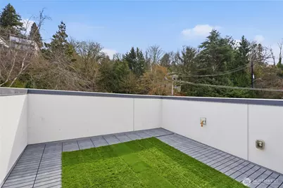 2001 13th Avenue W, Seattle, WA 98119 - Photo 19