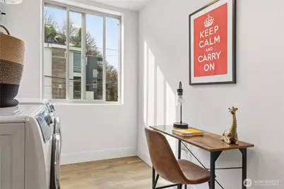 2001 13th Avenue W, Seattle, WA 98119 - Photo 15