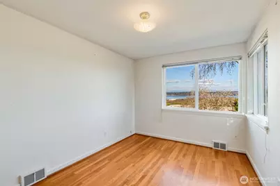 7508 56th Avenue NE, Seattle, WA 98115 - Photo 13