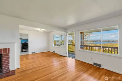 7508 56th Avenue NE, Seattle, WA 98115 - Photo 7