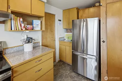 8208 Sandy Hook Drive, Clinton, WA 98236 - Photo 11